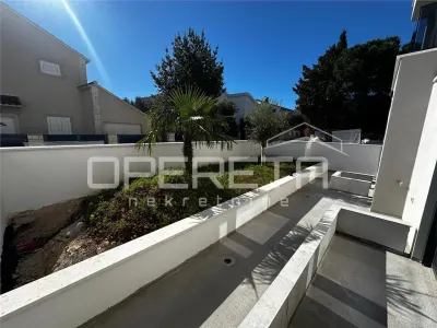 Apartament de vanzare in Croatia, Okrug Gornji - foto 9