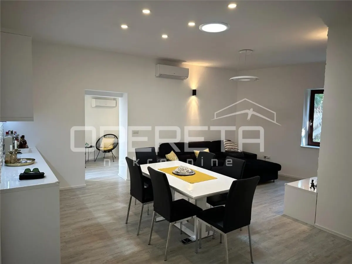 Apartament de vanzare in Croatia, Porec - foto 1