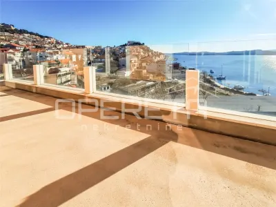 Apartament de vanzare in Croatia, Šibenik - Šibenik