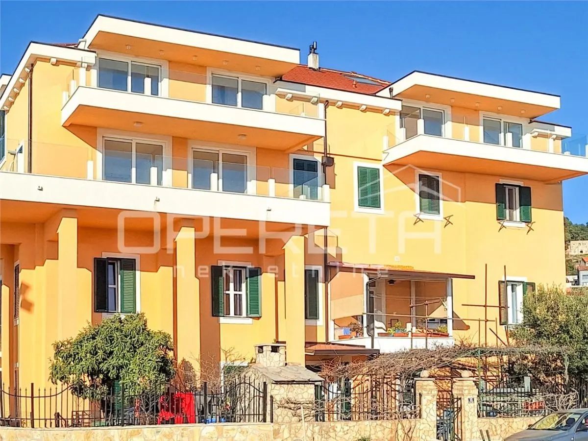 Apartament de vanzare in Croatia, Šibenik - foto 2
