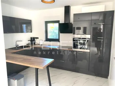 Apartament de vanzare in Croatia, Vodice - foto 3