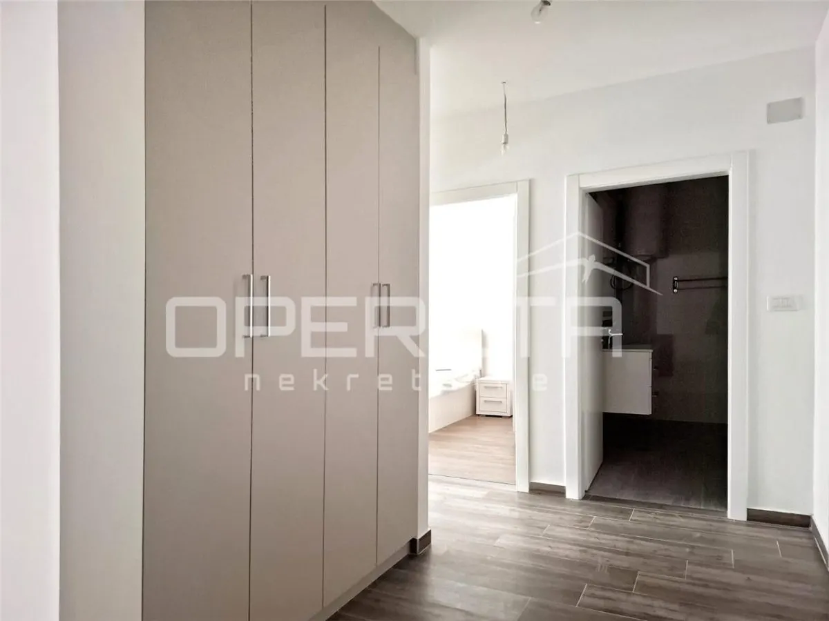 Apartament de vanzare in Croatia, Okrug Gornji - foto 2