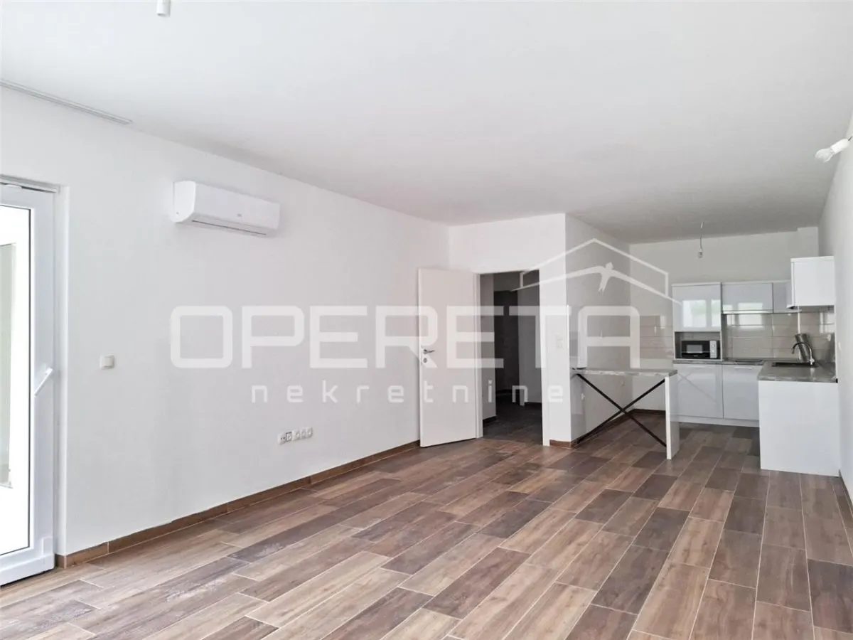Apartament de vanzare in Croatia, Okrug Gornji - foto 3