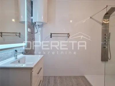 Apartament de vanzare in Croatia, Okrug Gornji - foto 14
