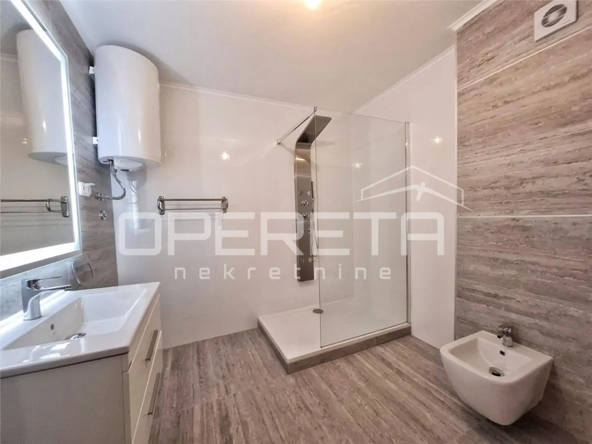 Apartament de vanzare in Croatia, Okrug Gornji - foto 10