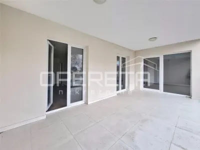Apartament de vanzare in Croatia, Okrug Gornji - foto 8