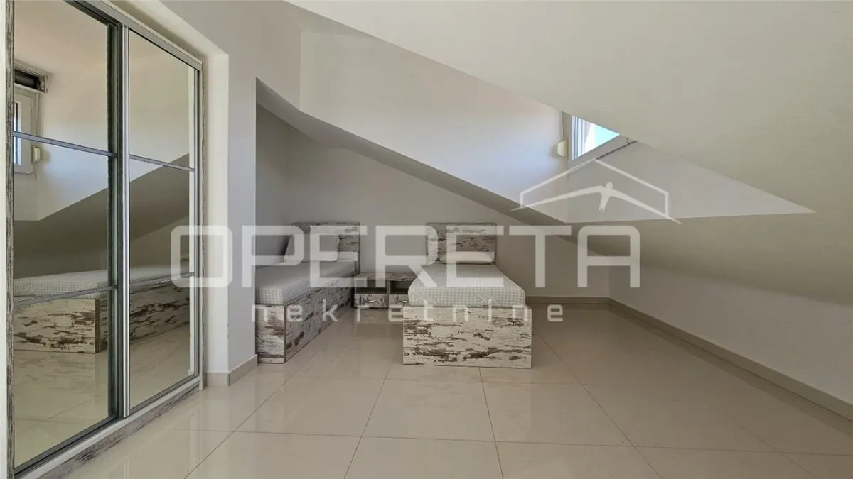 Apartament de vanzare in Croatia, Novalja - foto 12