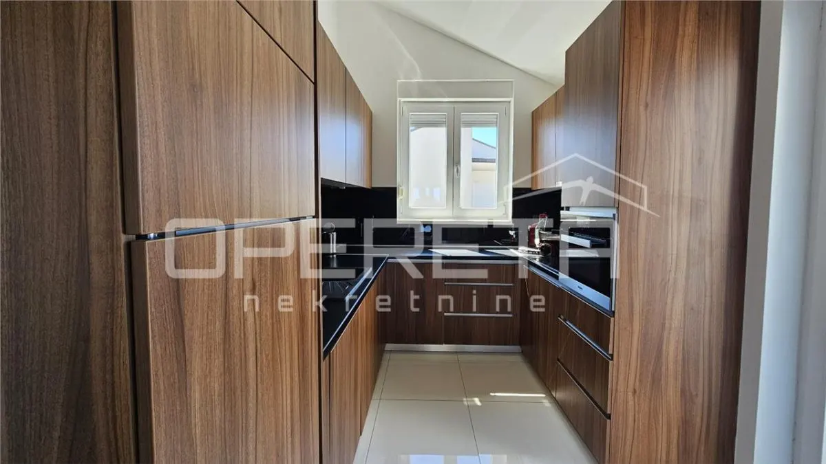 Apartament de vanzare in Croatia, Novalja - foto 3