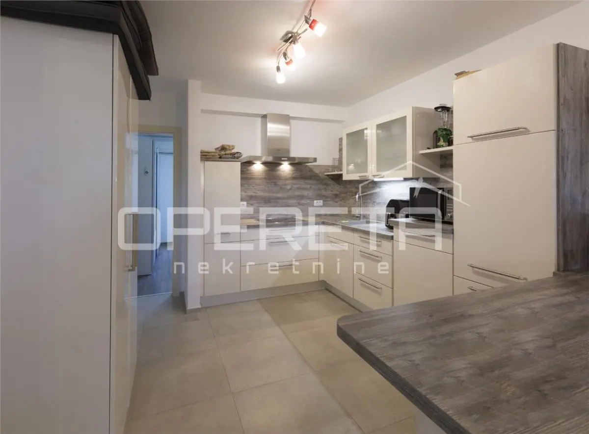Apartament de vanzare in Croatia, Porec - foto 9