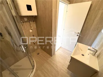 Apartament de vanzare in Croatia, Okrug Gornji - foto 11