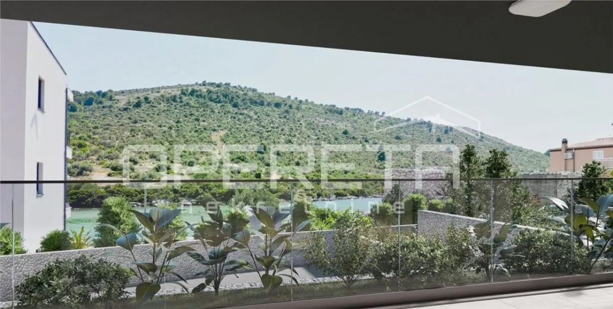 Two-Bedroom Apartment for Sale in Rogoznica, Croatia – Seafront Views - foto 9