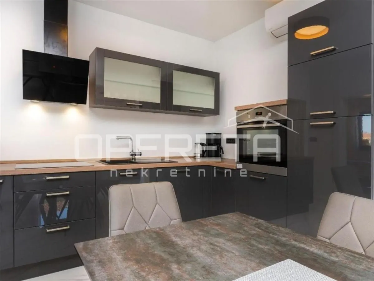 Apartament de vanzare in Croatia, Vodice - foto 2