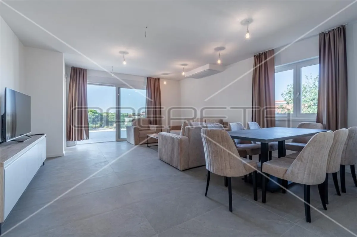 Apartament de vanzare in Croatia, Porec - foto 4