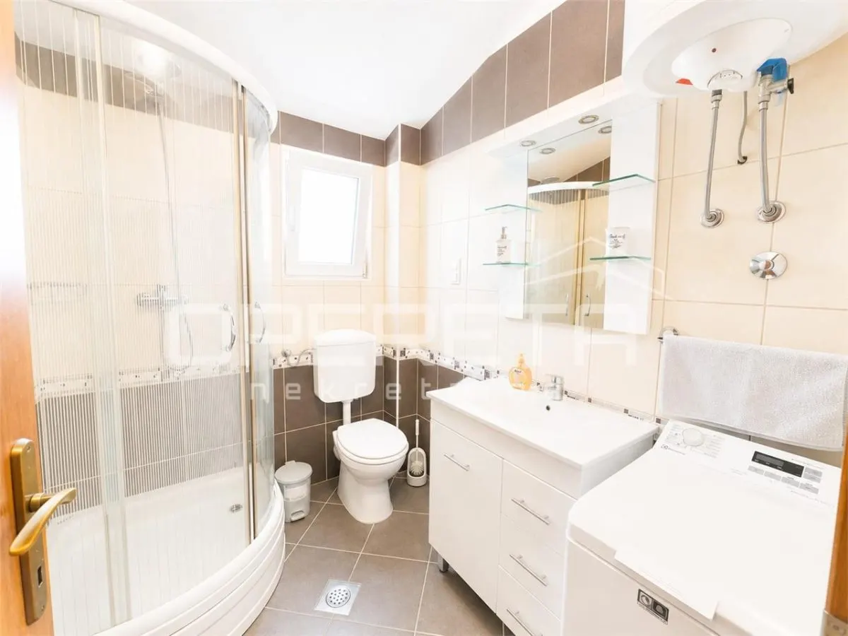 Apartament de vanzare in Croatia, Okrug Gornji - foto 13