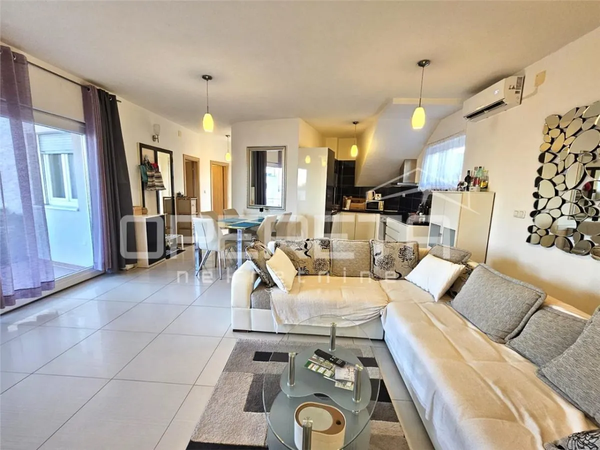 Apartament de vanzare in Croatia, Okrug Gornji - foto 24