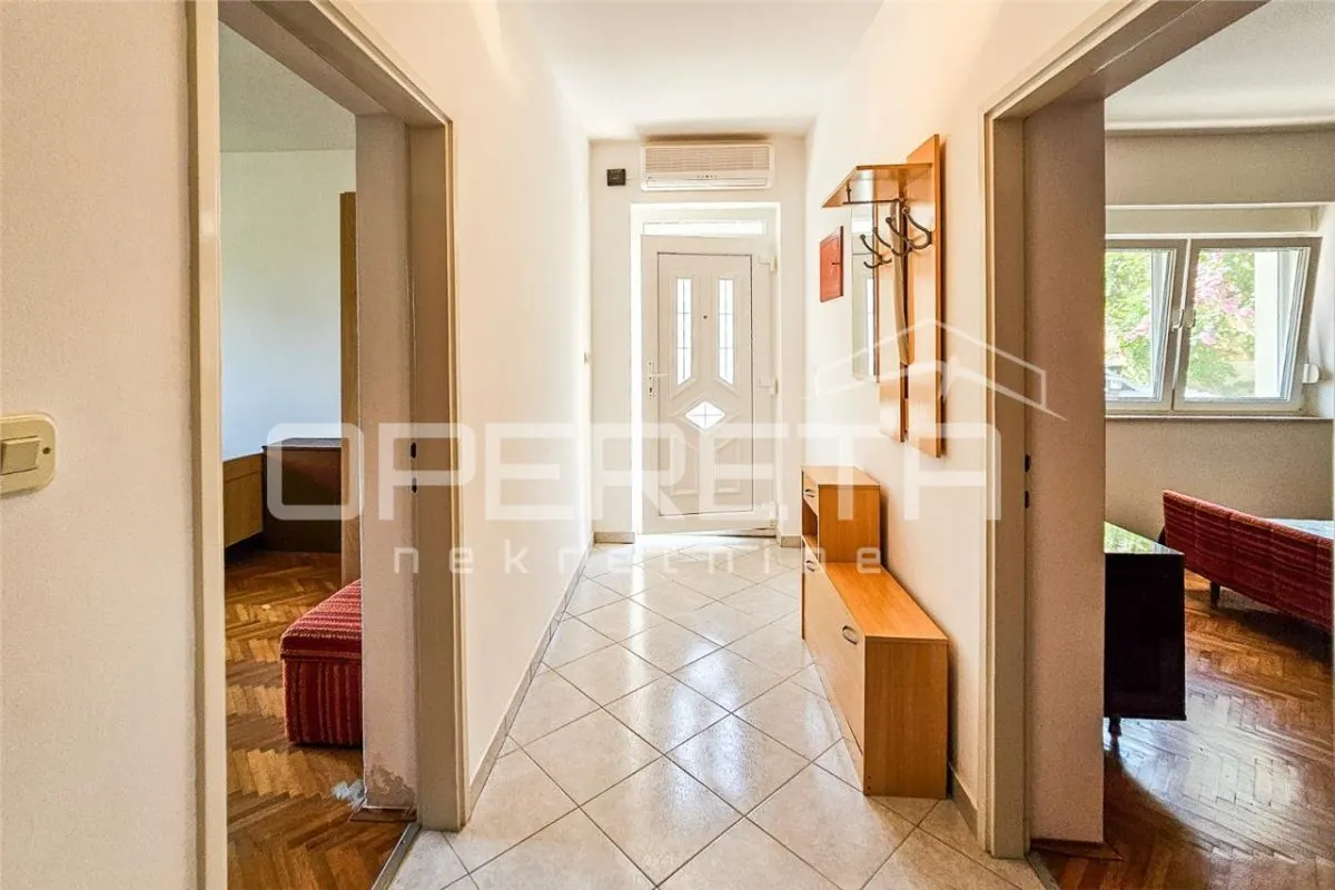 Three-Bedroom Apartment for Sale in Omiš, Croatia – Sea View - foto 7