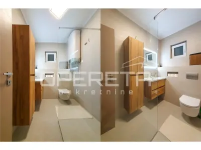 Apartament de vanzare in Croatia, Okrug Gornji - foto 9