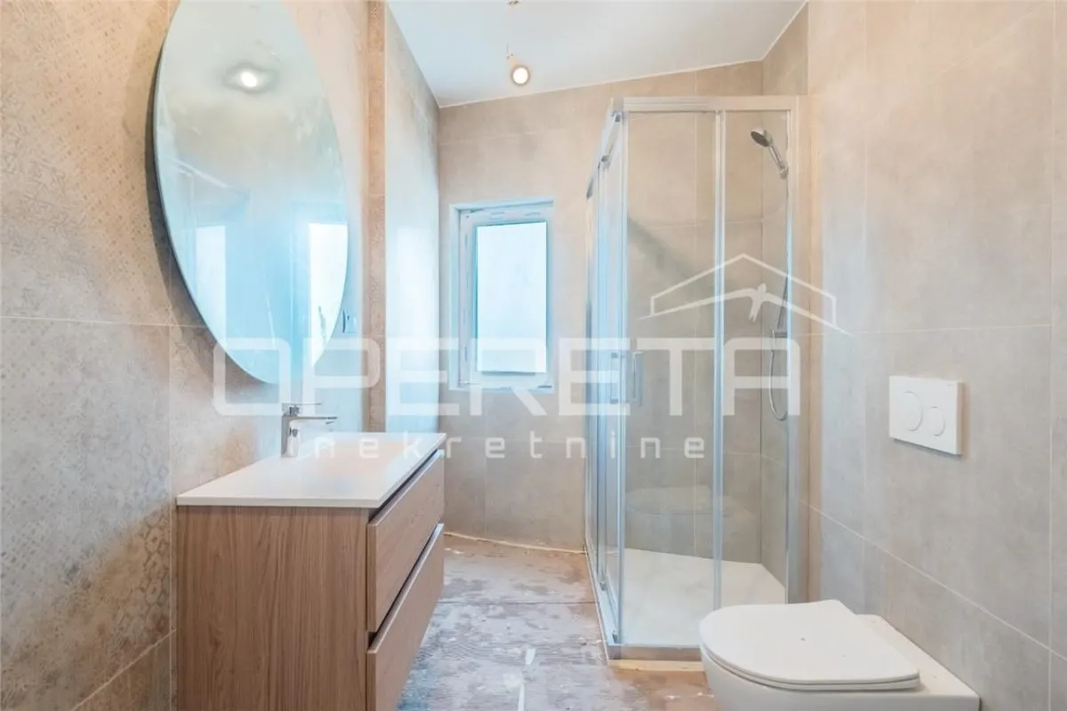 Appartement à Vendre à Kraljevica, Croatie - foto 4
