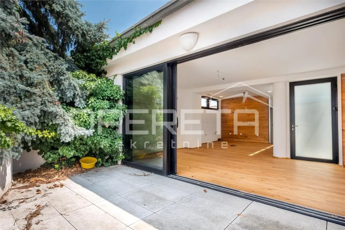 Luxury Apartment with Old Town Views, Varazdin Centre – 120.19 m² - foto 1