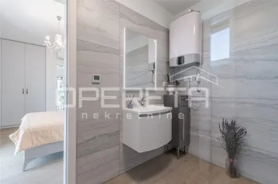 Apartament de vanzare in Croatia, Porec - foto 12