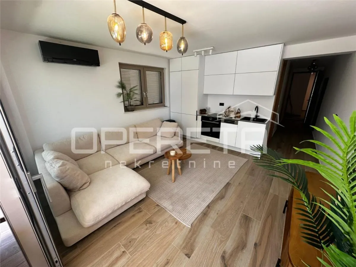 Apartament de vanzare in Croatia, Jelsa - foto 3