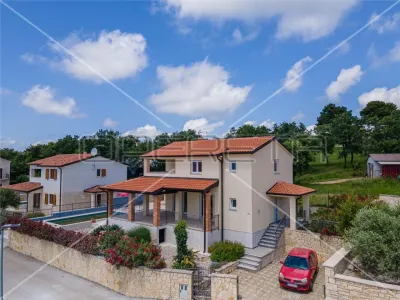 Casa vila de vanzare in Croatia, Kaštelir - foto 2