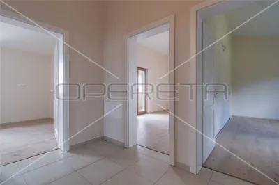 Casa vila de vanzare in Croatia, Kaštelir - foto 11