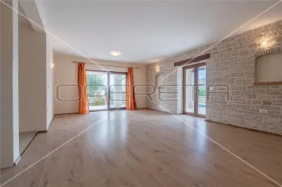 Casa vila de vanzare in Croatia, Kaštelir - foto 4