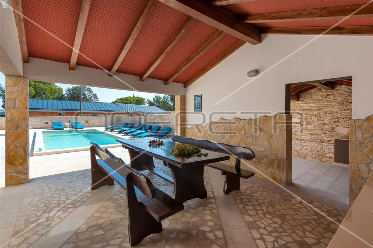 Casa vila de vanzare in Croatia, Pula - foto 2