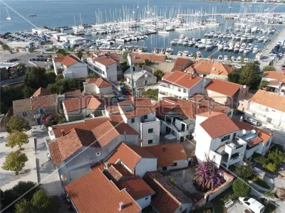 Investment Property with 5 Apartments for Sale in Biograd na Moru, Croatia - foto 13
