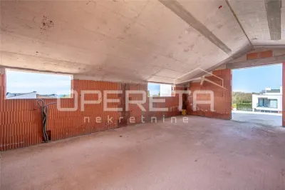 Villa Semi-Individuelle de Luxe avec Piscine et Vue Mer, Porec, Croatie - foto 4