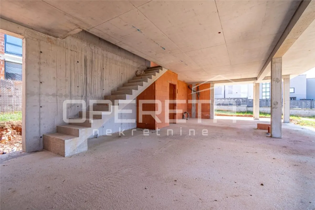 Villa Semi-Individuelle de Luxe avec Piscine et Vue Mer, Porec, Croatie - foto 6