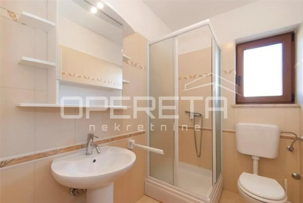 Detached Villa with Pool for Sale in Tinjan, Croatia - foto 11