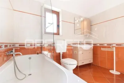 Detached Villa with Pool for Sale in Tinjan, Croatia - foto 10