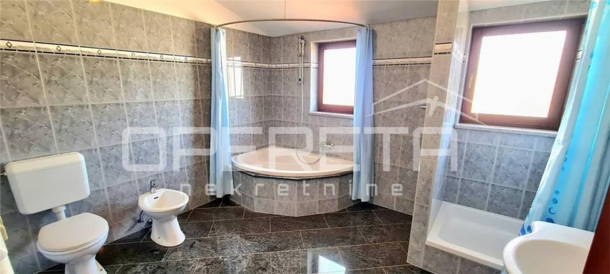 Multi-apartment Villa for Sale in Galizana, Istria, Croatia - foto 13