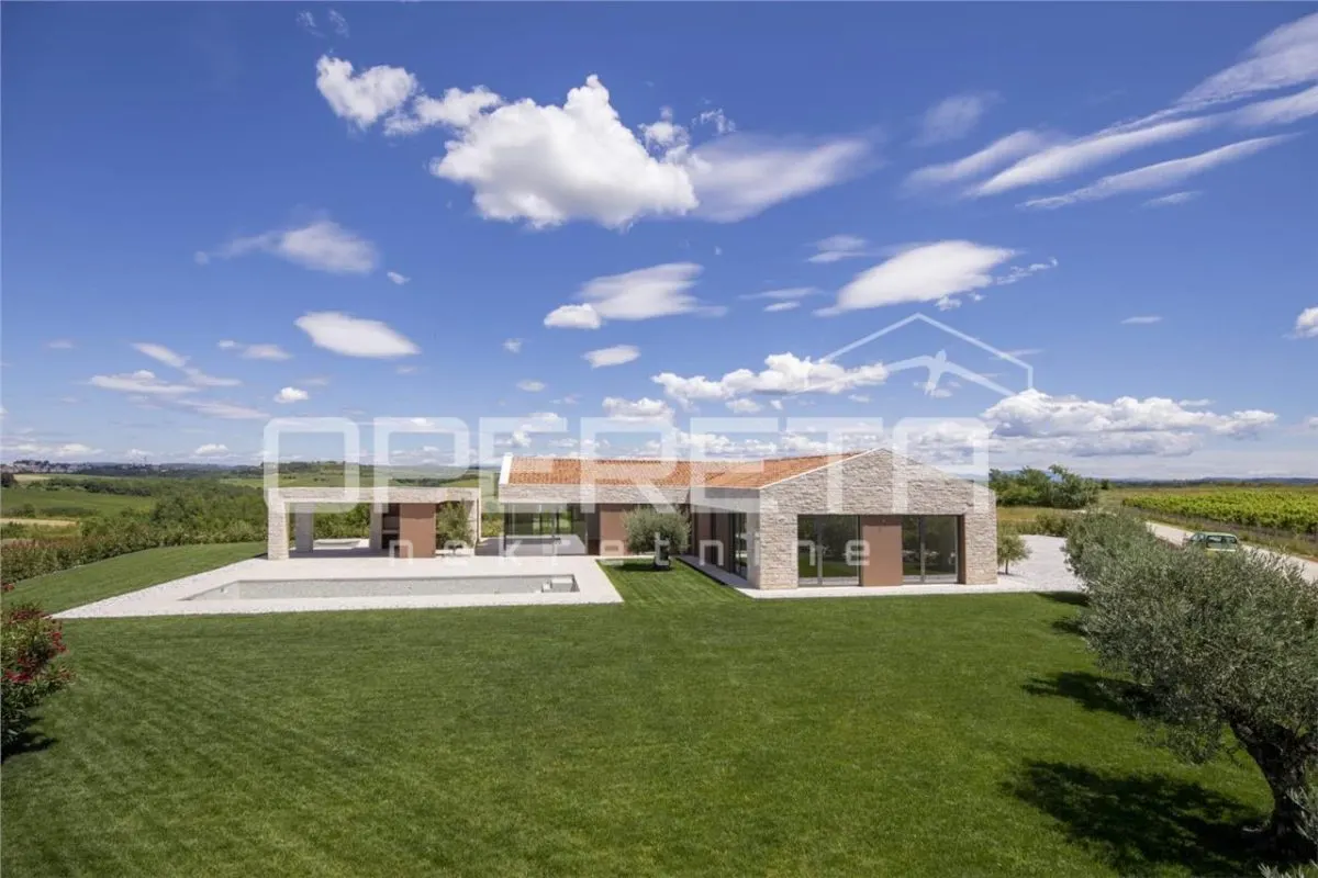 Luxury Villa for Sale in Brtonigla, Istria, Croatia - foto 1