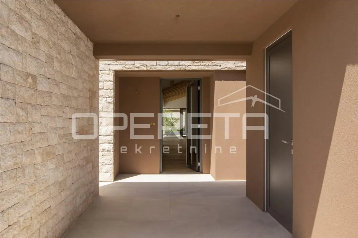 Luxury Villa for Sale in Brtonigla, Istria, Croatia - foto 11
