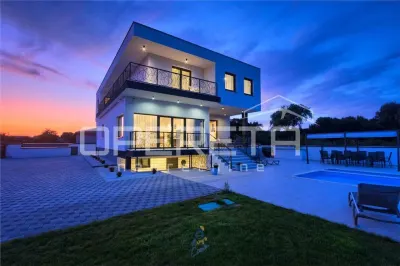 Casa vila de vanzare in Croatia, Fazana - foto 2