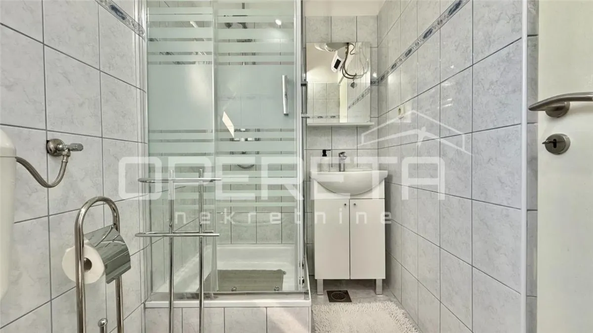 Detached Villa for Sale in Croatia, Posedarje – First Row to Sea - foto 11