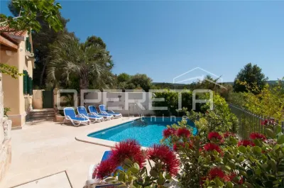 Casa vila de vanzare in Croatia, Supetar - foto 2