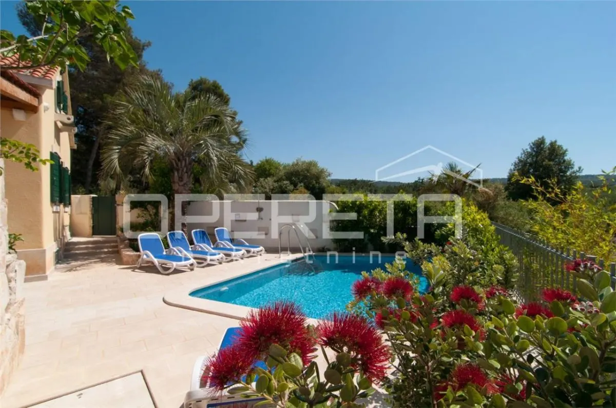 Casa vila de vanzare in Croatia, Supetar - foto 2