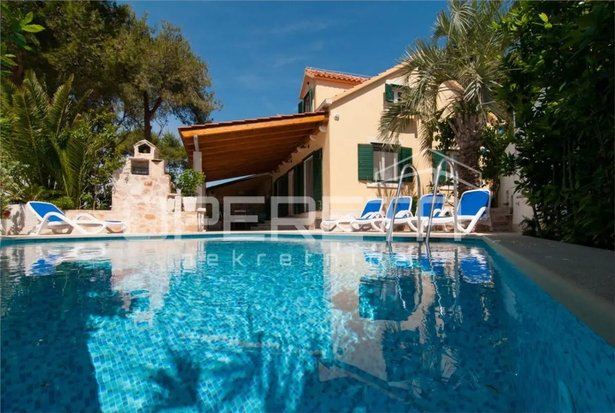 Casa vila de vanzare in Croatia, Supetar - foto 3