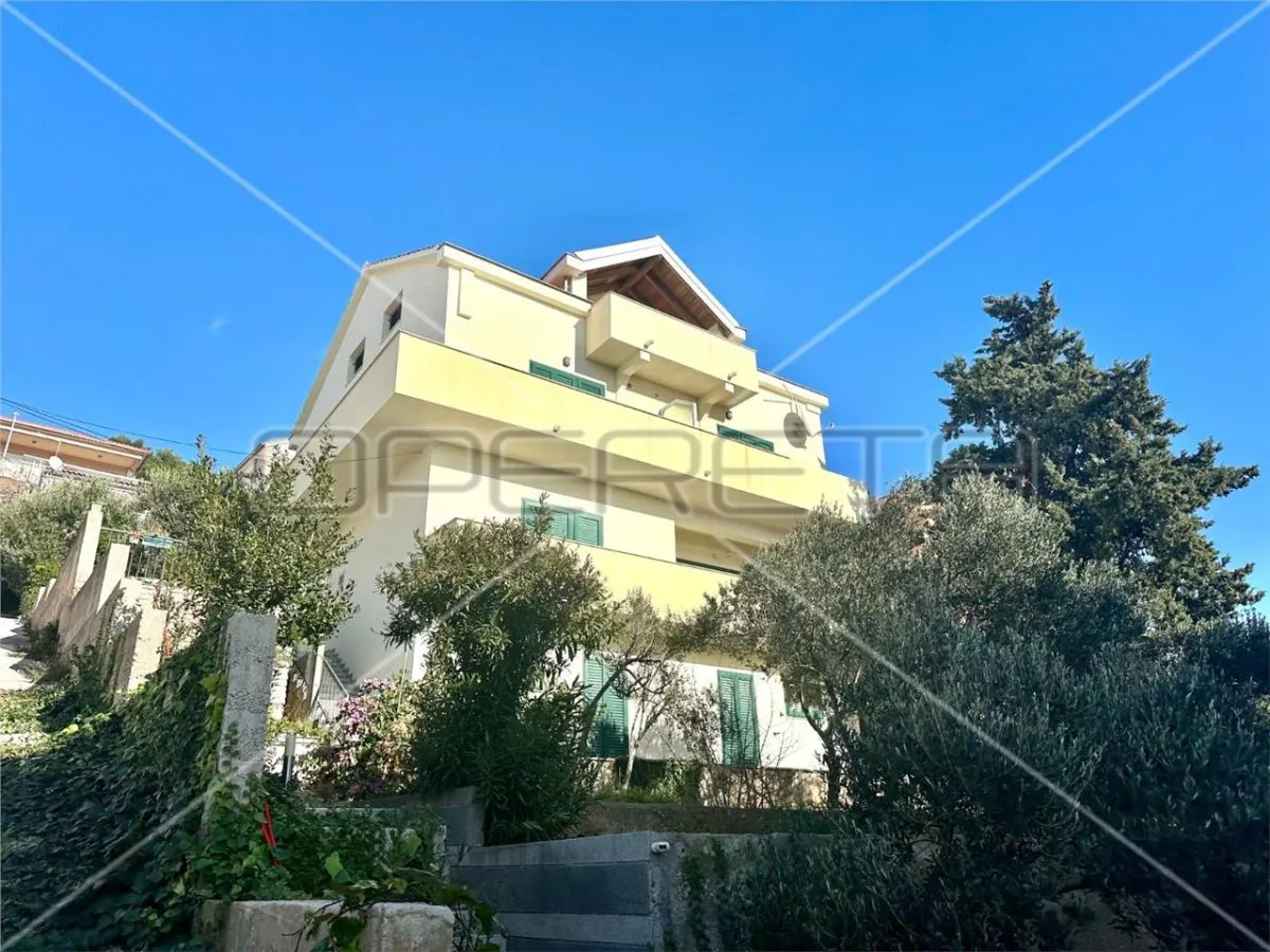 Casa vila de vanzare in Croatia, Tisno - foto 1