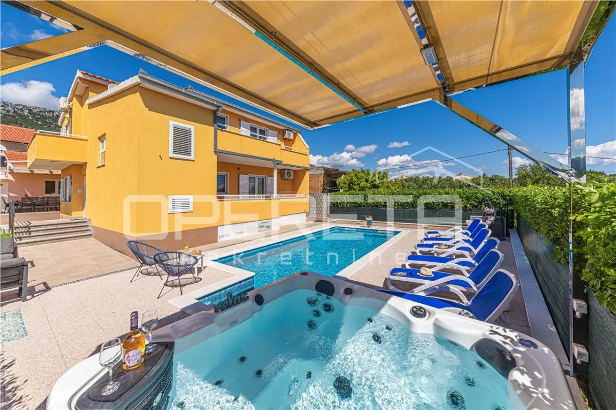 Casa vila de vanzare in Croatia, Kaštel Lukšic - foto 3