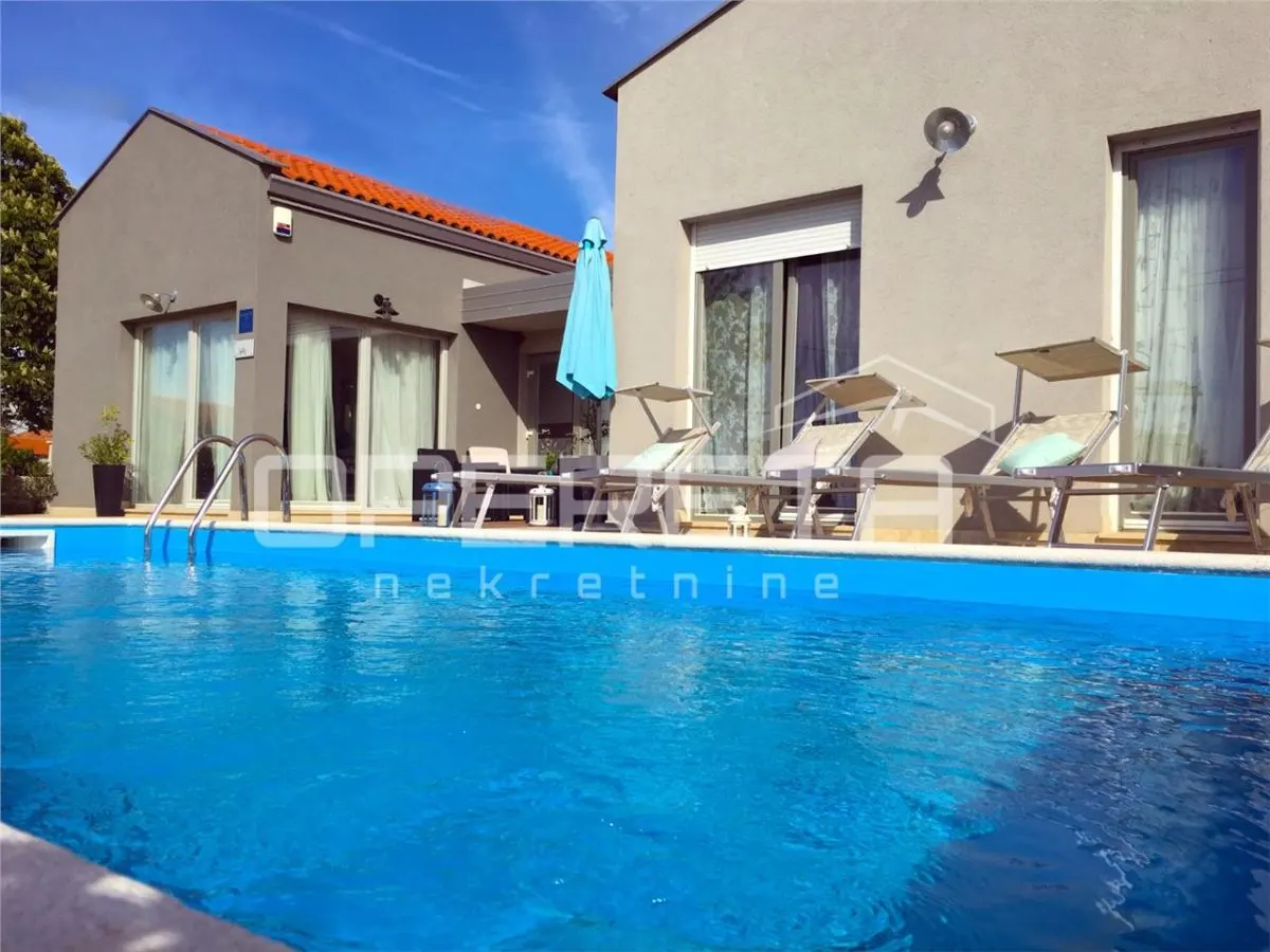 Modern Villa for Sale in Porec, Croatia - foto 2