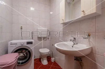 Villa with Three Apartments and Tavern for Sale in Pula, Croatia - foto 21