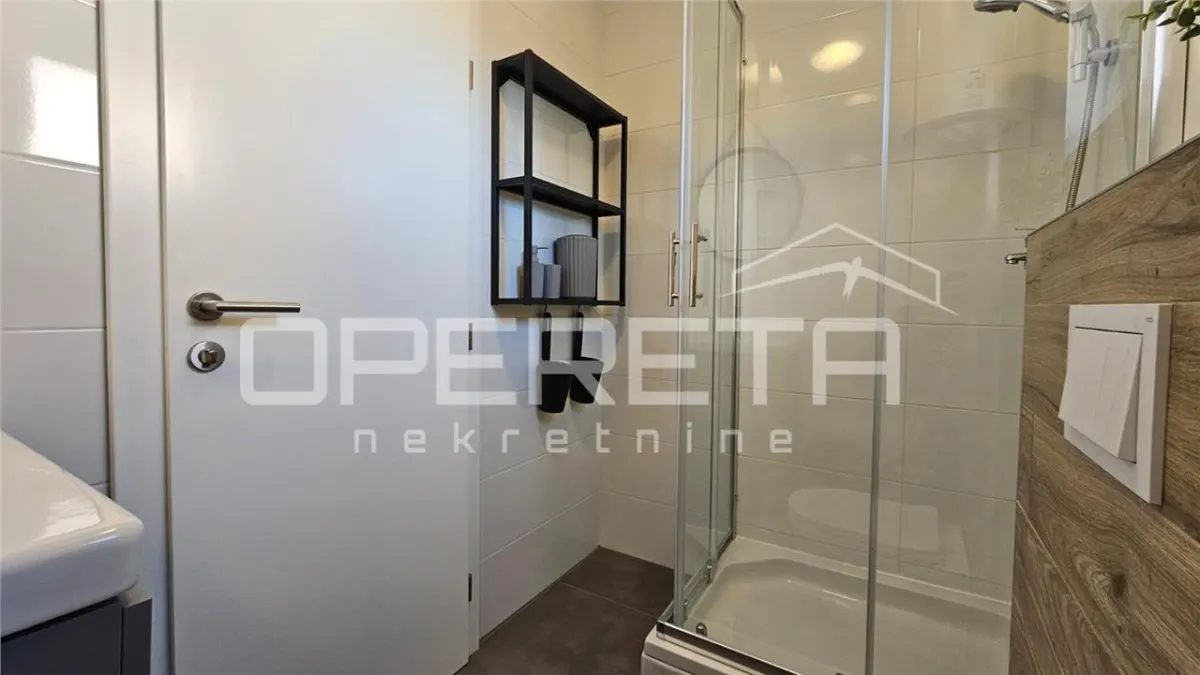 Detached Villa with Four Apartments for Sale in Vir, Croatia - foto 17