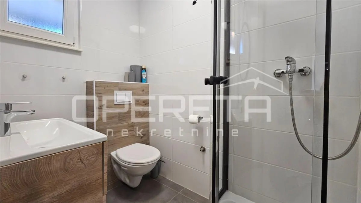 Detached Villa with Four Apartments for Sale in Vir, Croatia - foto 7