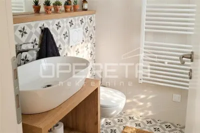 Apartment House for Sale in Podgora, Croatia – 50m from Sea - foto 3