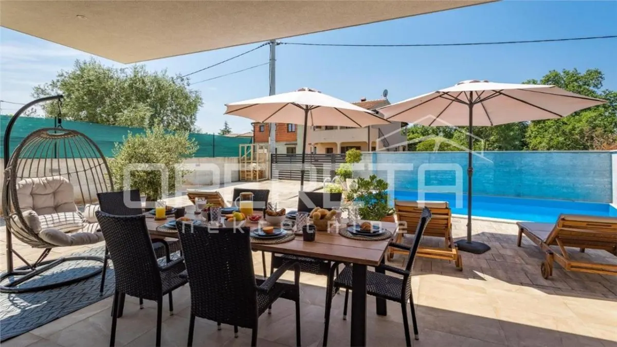 Casa vila de vanzare in Croatia, Porec - foto 11